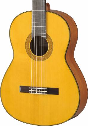 Yamaha CG142S CG Series Solid Spruce Top 6 String RH Classical Acoustic Guitar
