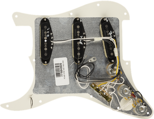 Fender  Pre-Wired Strat Pickguard, Vintage Noiseless SSS, Parchment 11 Hole PG 0992344509