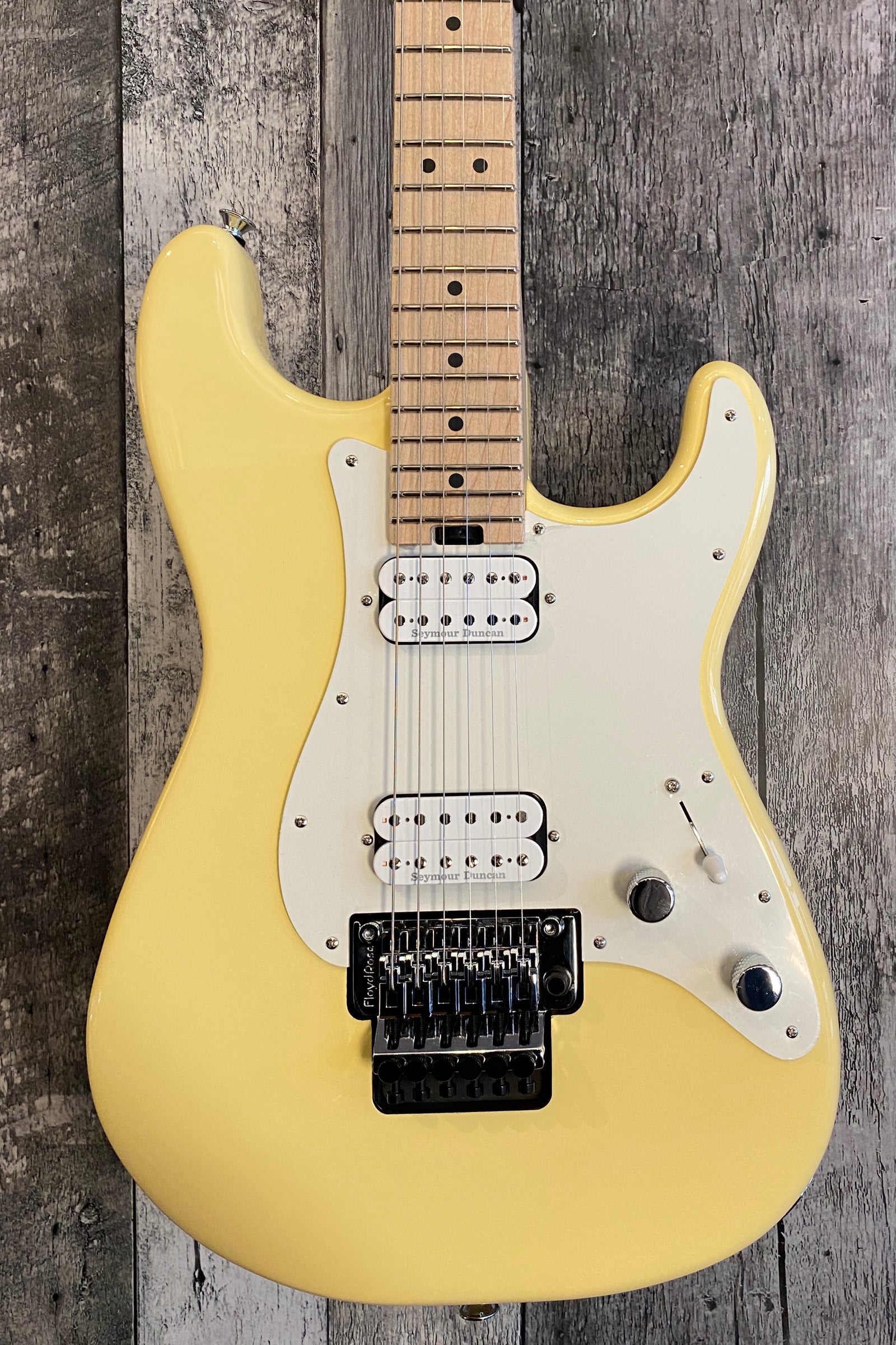 Charvel Pro-Mod So-Cal Style 1 HH FR M Maple Fingerboard Vintage White 2966031555